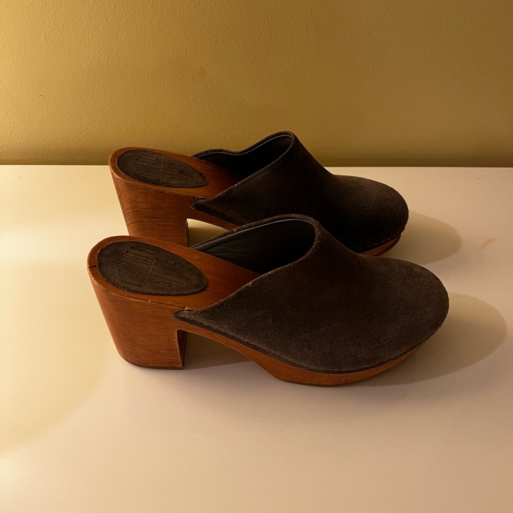 Charlotte Stone Taupe Suede Women's Clogs - Picture 9 of 10